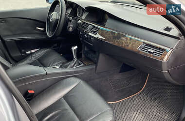 Седан BMW 5 Series 2004 в 