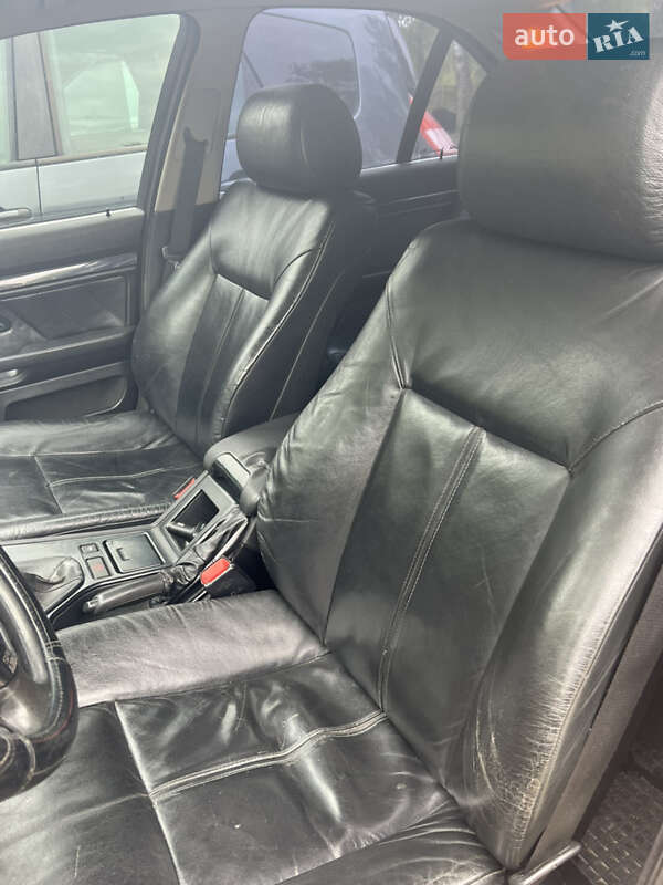 Седан BMW 5 Series 1999 в Яворові