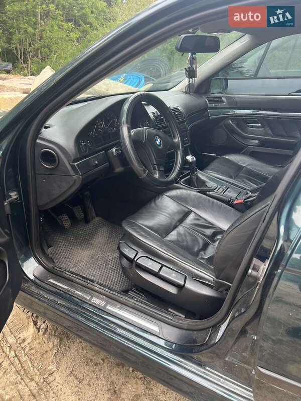 Седан BMW 5 Series 1999 в Яворові