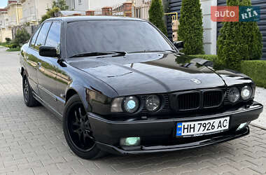 Седан BMW 5 Series 1993 в Одессе