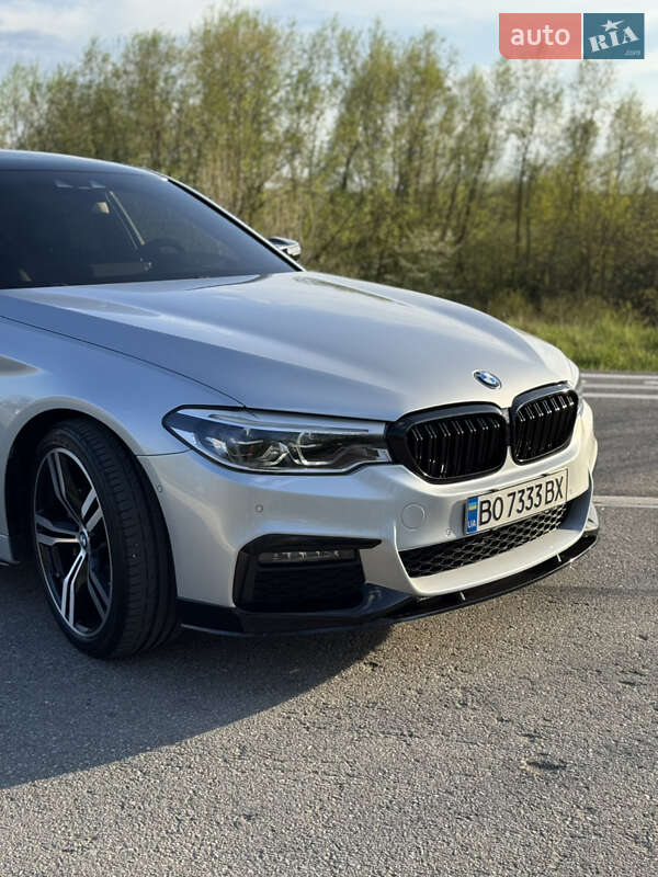 Седан BMW 5 Series 2017 в Львові