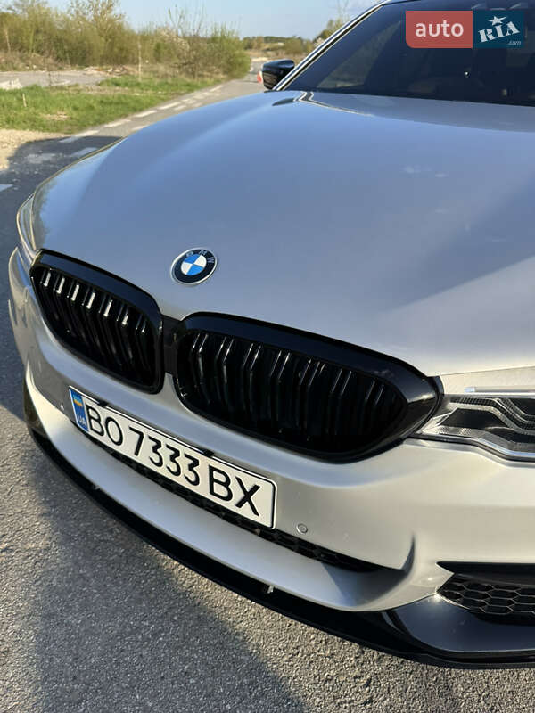Седан BMW 5 Series 2017 в Львові