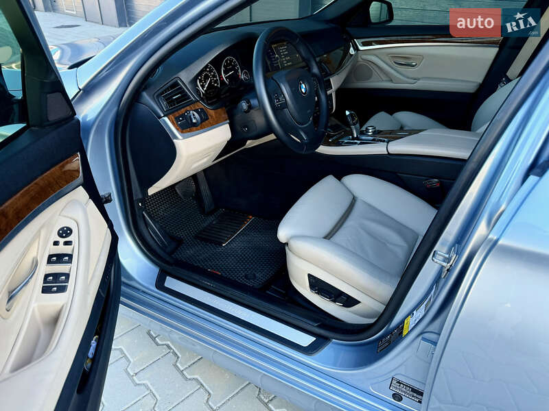 Седан BMW 5 Series 2012 в Одесі