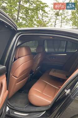 Седан BMW 5 Series 2011 в 