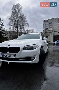 Седан BMW 5 Series 2012 в 