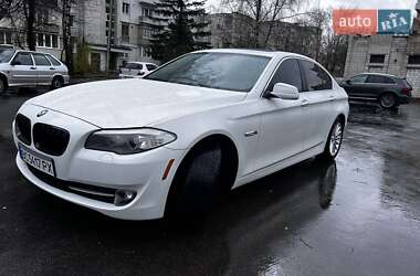 Седан BMW 5 Series 2012 в 
