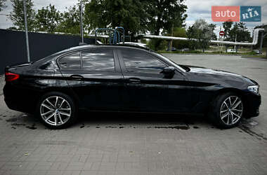 Седан BMW 5 Series 2018 в 