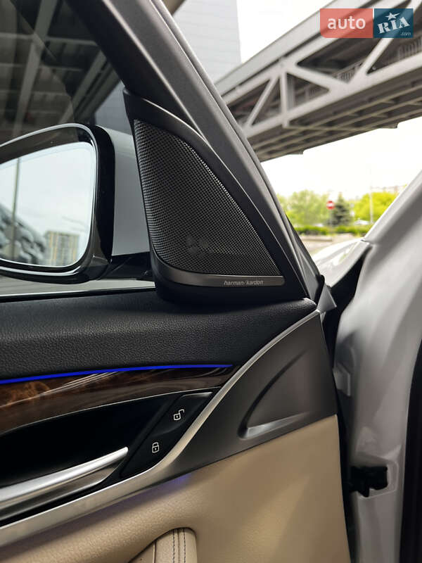 Седан BMW 5 Series 2018 в Киеве фото 13 Седан BMW 5 Series 2018 в Киеве