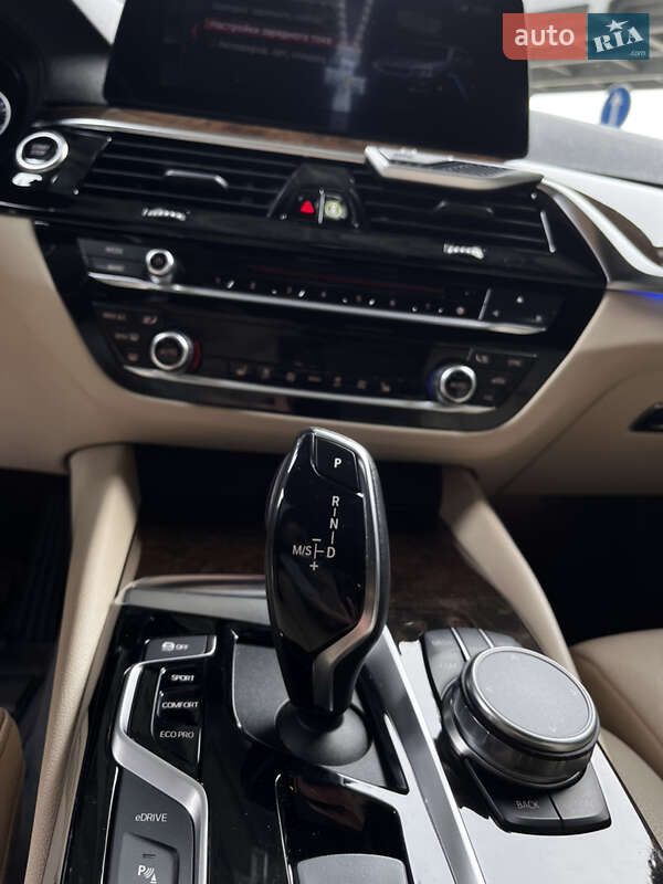 Седан BMW 5 Series 2018 в Киеве фото 23 Седан BMW 5 Series 2018 в Киеве