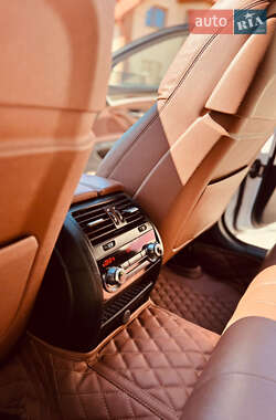 Седан BMW 5 Series 2015 в 