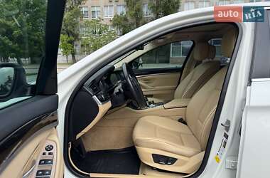 Седан BMW 5 Series 2012 в 