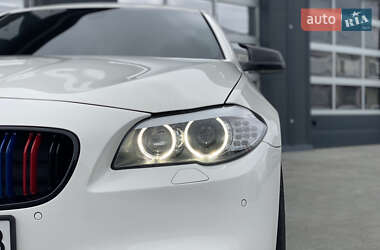 Седан BMW 5 Series 2012 в 