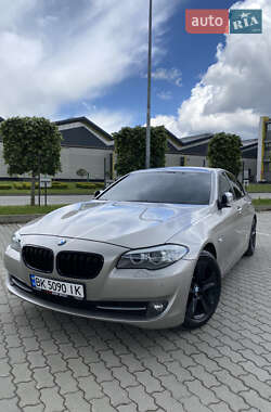 Седан BMW 5 Series 2010 в Бродах