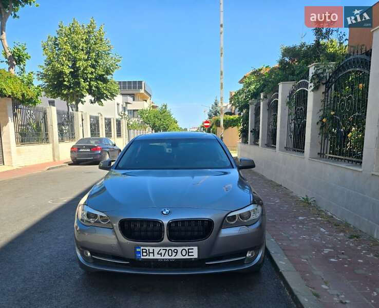 BMW 5 Series 2011