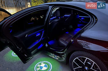 Седан BMW 5 Series 2013 в 