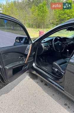 Універсал BMW 5 Series 2004 в 