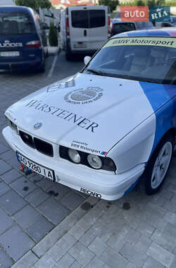 Седан BMW 5 Series 1992 в 
