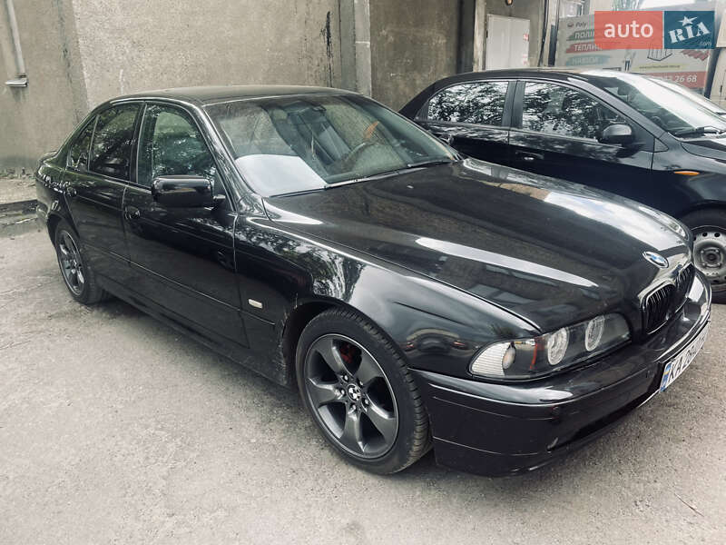 BMW 5 Series 2003