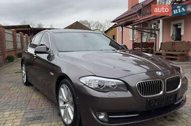 Седан BMW 5 Series 2011 в Дрогобыче