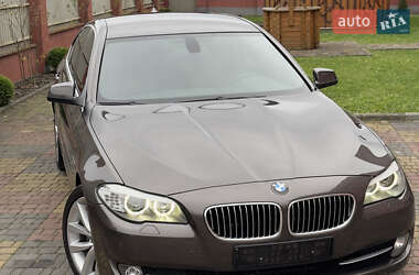 Седан BMW 5 Series 2011 в 