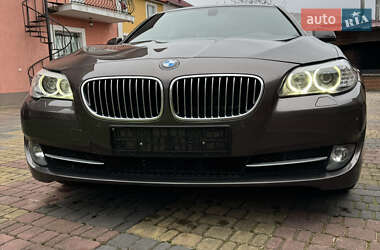 Седан BMW 5 Series 2011 в 