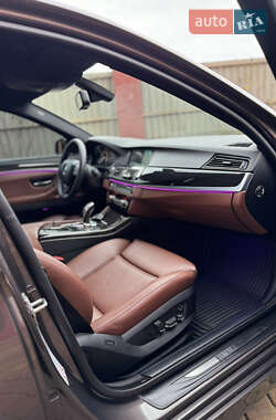 Седан BMW 5 Series 2011 в 