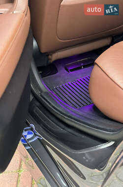 Седан BMW 5 Series 2011 в 