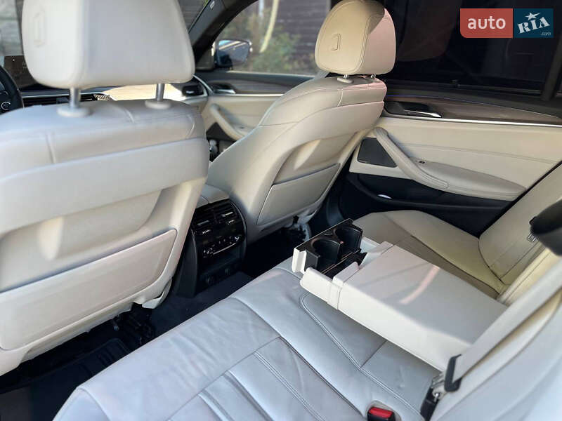 Седан BMW 5 Series 2017 в Тернополе