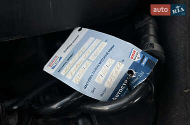 Седан BMW 5 Series 2012 в 
