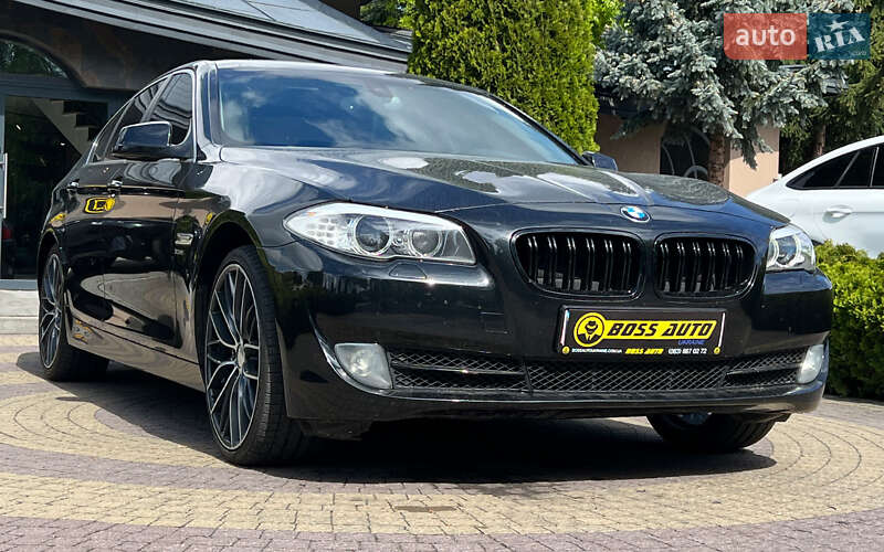 Седан BMW 5 Series 2011 в Львові