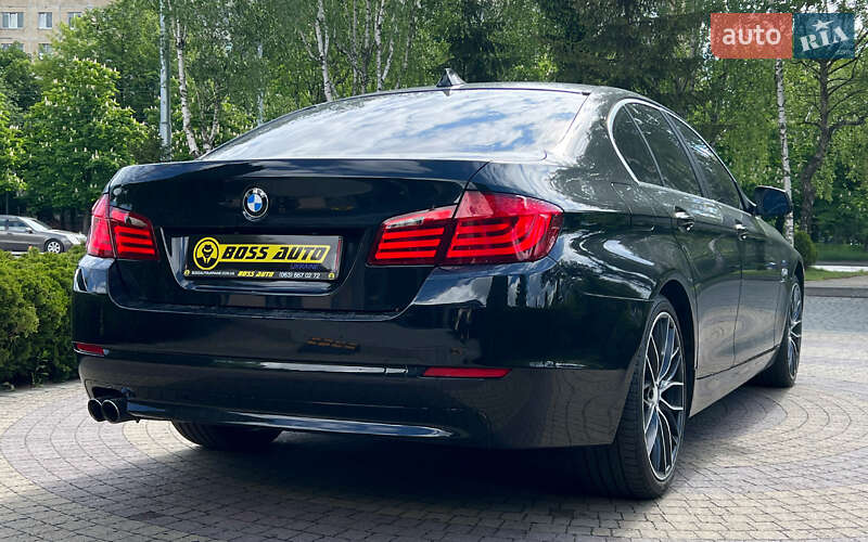 Седан BMW 5 Series 2011 в Львові