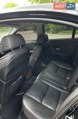 Седан BMW 5 Series 2004 в 