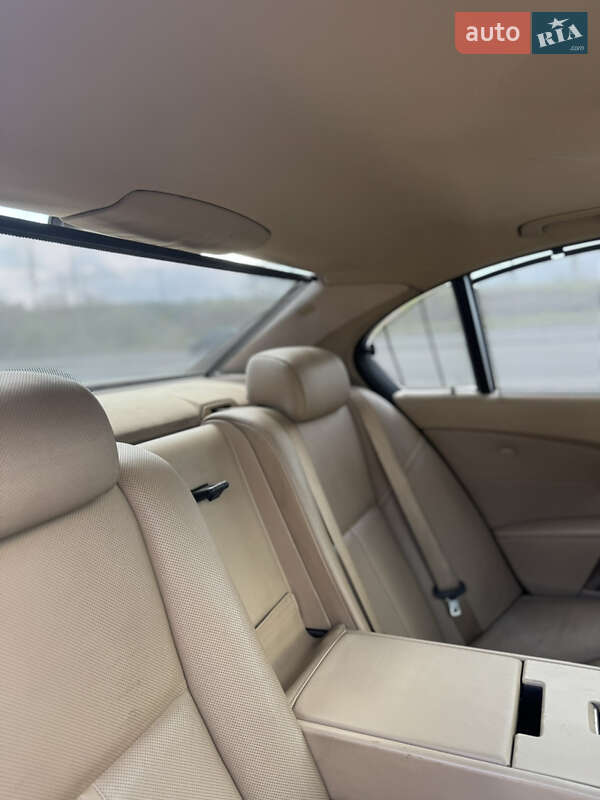Седан BMW 5 Series 2003 в Одесі