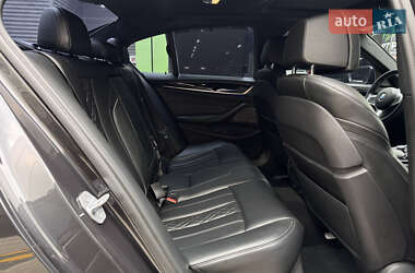 Седан BMW 5 Series 2017 в 