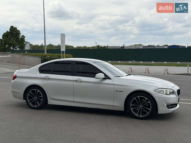Седан BMW 5 Series 2012 в Киеве