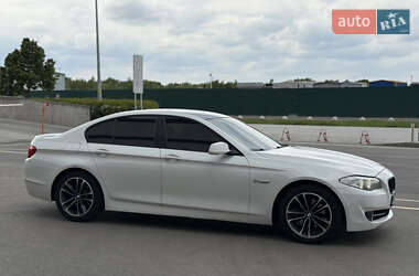 Седан BMW 5 Series 2012 в 