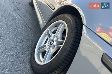 Седан BMW 5 Series 2001 в 