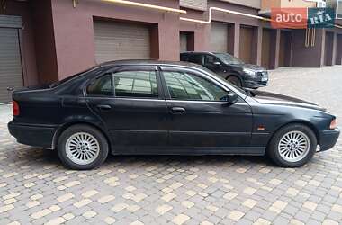 Седан BMW 5 Series 1999 в 