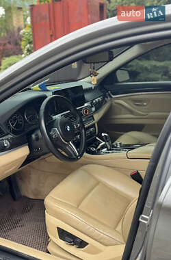 Седан BMW 5 Series 2011 в 