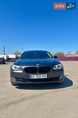 Седан BMW 5 Series 2010 в 