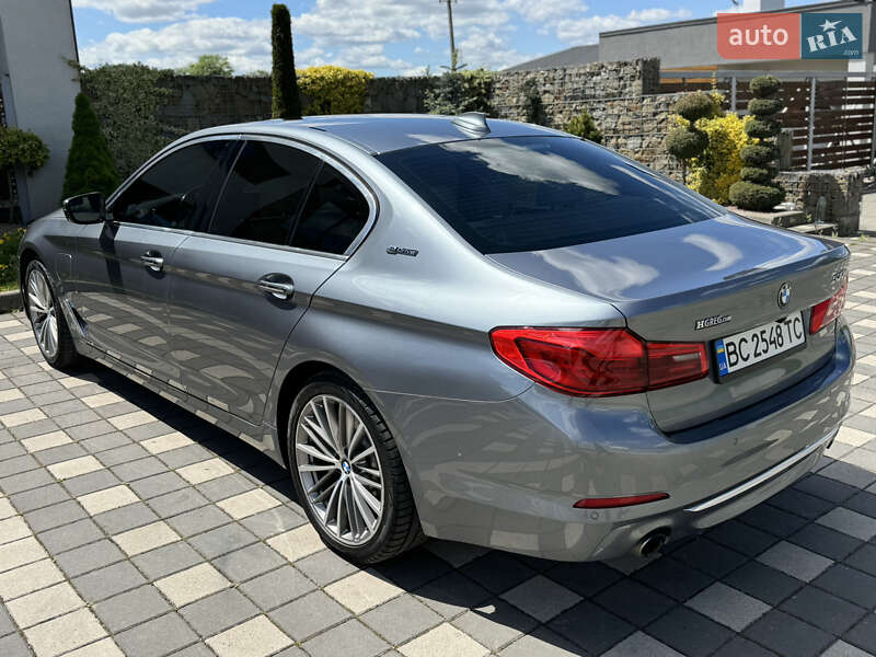 Седан BMW 5 Series 2017 в Стрые фото 22 Седан BMW 5 Series 2017 в Стрые
