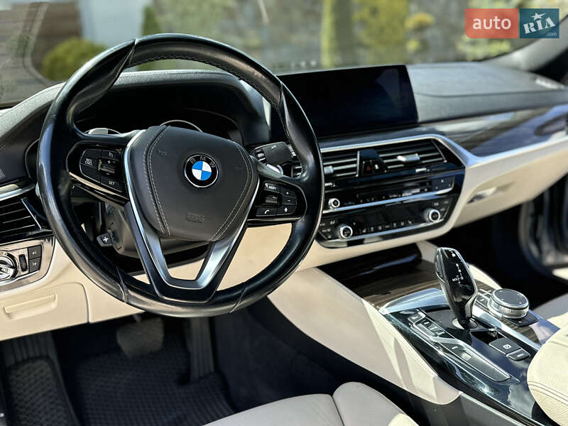 Седан BMW 5 Series 2017 в Стрые фото 47 Седан BMW 5 Series 2017 в Стрые
