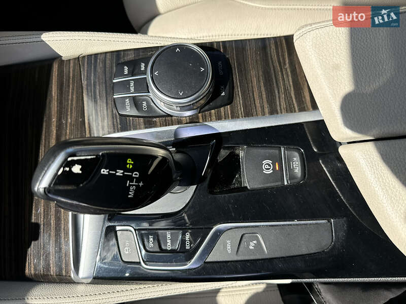 Седан BMW 5 Series 2017 в Стрые фото 58 Седан BMW 5 Series 2017 в Стрые