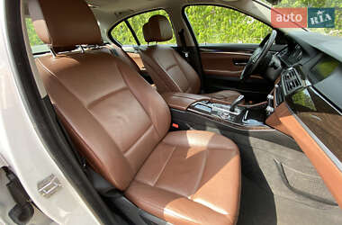 Седан BMW 5 Series 2012 в 