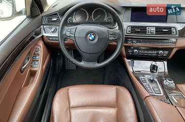 Седан BMW 5 Series 2012 в 