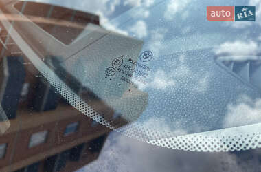 Седан BMW 5 Series 2012 в 