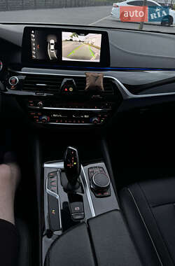 Седан BMW 5 Series 2017 в 