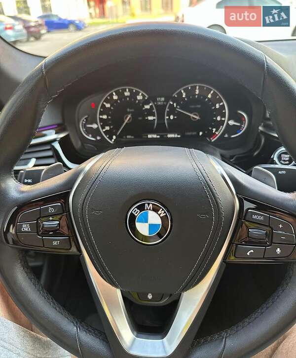 Седан BMW 5 Series 2017 в Одесі фото 10 Седан BMW 5 Series 2017 в Одесі