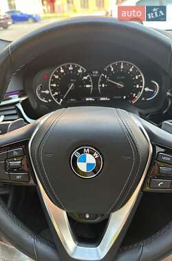 Седан BMW 5 Series 2017 в 