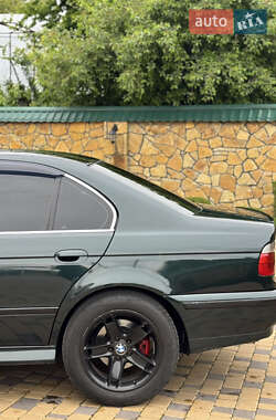 Седан BMW 5 Series 2000 в 